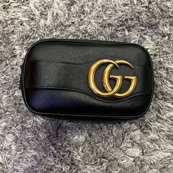 Gucci Dahlia Clutch - Picture 1 of 2